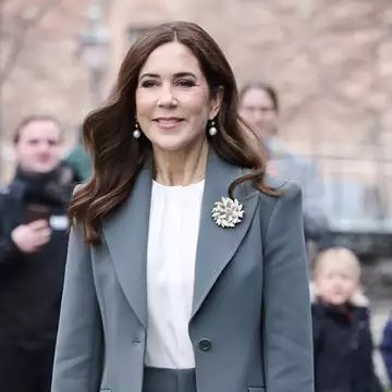 Βασίλισσα Mary | Η σπάνια φωτογραφία με τον πατέρα της με αφορμή τα γενέθλιά της