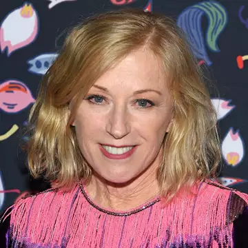 Cindy Sherman | Το Μουσείο Κυκλαδικής Τέχνης υποδέχεται περισσότερα από 100 από τα μοναδικά της έργα