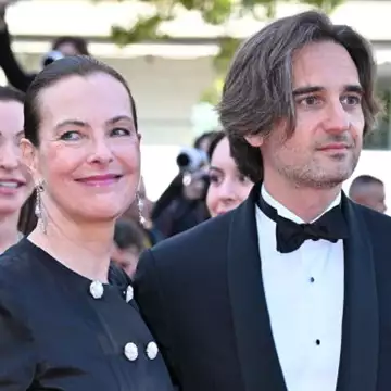 Dimitri Rassam | Στην πρεμιέρα του Megalopolis μαζί με τη μητέρα του, Carole Bouquet