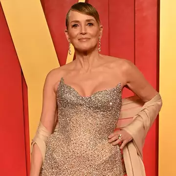 Sharon Stone | Αποκάλυψε το όνομα του παραγωγού που την πίεσε να κάνει σεξ με τον Billy Baldwin