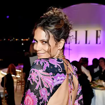 Η Halle Berry σε μία αναπάντεχη εξομολόγηση για τον Pierce Brosnan