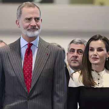 Βασίλισσα Letizia | Φόρεσε ξανά ένα από τα πιο κολακευτικά της σύνολα