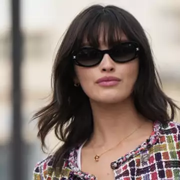 Τριχόπτωση | Παίζει ρόλο το χρώμα των μαλλιών;