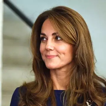 Kate Middleton | Πανικός με νέο βίντεο που τη δείχνει στο πλευρό του πρίγκιπα William - Κανείς δεν πιστεύει ότι είναι η ίδια