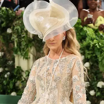 Sarah Jessica Parker | Ποιος ήταν ο σύνοδός της στο Met Gala 2024