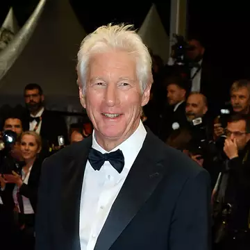 Richard Gere | Η old Hollywood εμφάνιση με τη σύζυγό του, Alejandra Silva, στο 77ο Φεστιβάλ Καννών