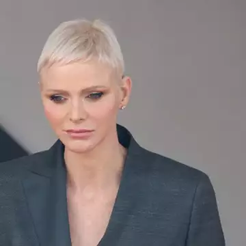 Πριγκίπισσα Charlene | Η 7οροφη τούρτα για τα γενέθλιά της