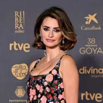 Η Penelope Cruz μαγνήτισε τα βλέμματα στα 38α Ετήσια Κινηματογραφικά Βραβεία Goya