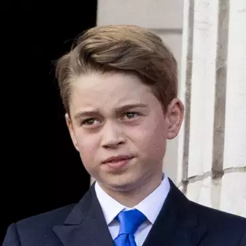 Πρίγκιπας George | Τα δύο συμπεράσματα που έβγαλαν οι royal fans από το πορτρέτο για τα 11α γενέθλιά του