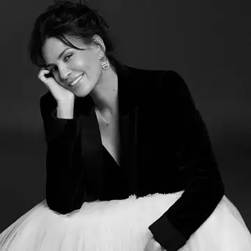 Δήμητρα Ματσούκα: "Αυτό το τραγούδι μου θυμίζει τον Πέτρο και τον γάμο μας"