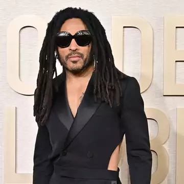 Lenny Kravitz| M' ένα ποτήρι σαμπάνια και θέα την Ακρόπολη, πριν "ροκάρει" την Αθήνα με τη συναυλία του