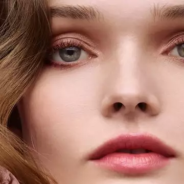 Τα Κουμπιά της Chanel | H νέα συλλεκτική συλλογή μακιγιάζ του οίκου Chanel που δεν πρέπει να χάσετε