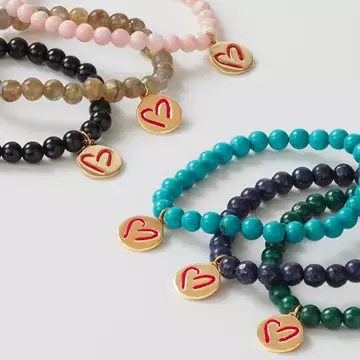 "Φόρεσε την καρδιά. Πέρασε το μήνυμα" | Τα attica και το Σωματείο ΕΛΙΖΑ ενώνουν τις δυνάμεις τους για την προστασία των παιδιών