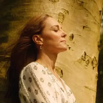 Kate Middleton | Οι συμβολικές λεπτομέρειες στο νέο της βίντεο που λίγοι παρατήρησαν