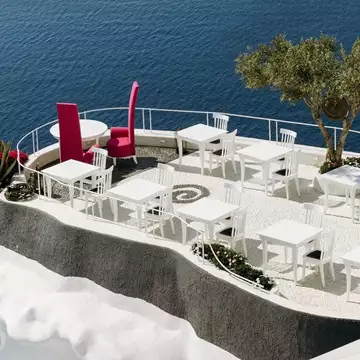 Απόδραση στη Σαντορίνη | Ένα πολιτιστικό και ένα fine dining Φεστιβάλ μάς οδηγούν στην αγαπημένη Κυκλάδα