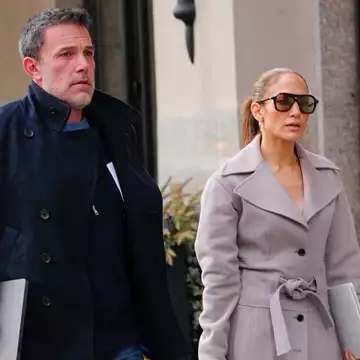 Jennifer Lopez | Η "απόσταση" από τον Ben Affleck στην αποφοίτηση του γιου του