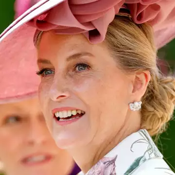 Δούκισσα Sophie | Αίσθηση προκάλεσε η απουσία της από επίσημο δείπνο