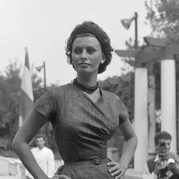 Glam, πολυτέλεια, αυθεντικότητα | 15 vintage φωτογραφίες από το Φεστιβάλ Βενετίας