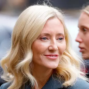 "Οι σωματοφύλακες" | Η Marie Chantal φωτογραφίζει τα πέντε της παιδιά σε χαρμόσυνη τελετή