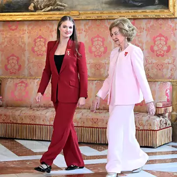 Η αναπάντεχη κίνηση της βασίλισσας Σοφίας στη Letizia κατά τη διάρκεια της απονομής του Τάγματος του Χρυσόμαλλου Δέρατος