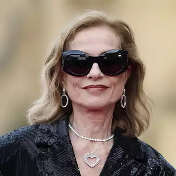 Μετά τα 60 | 5 μοντέρνα κουρέματα για να ανανεώσετε το στιλ σας