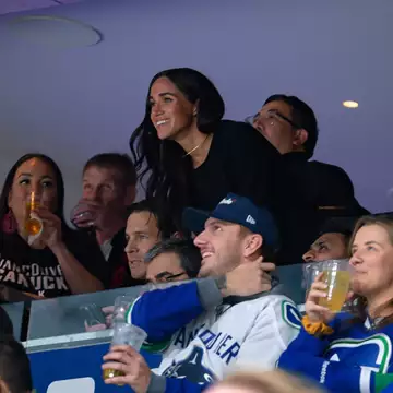 Meghan Markle | Εμφάνιση έκπληξη σε αγώνα χόκεϊ με έναν ξεχωριστό συνοδό