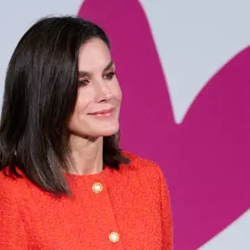 Βασίλισσα Letizia | Η ιστορία που κρύβει το κόκκινο jacket της