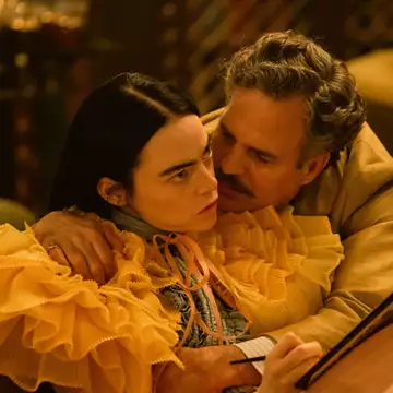 BAFTA 2024 | 11 υποψηφιότητες για το Poor Things του Γιώργου Λάνθιμου - Πόσα βραβεία διεκδικούν Oppenheimer και Barbie