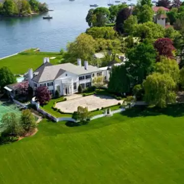 Ivana Trump | Η πρώτη έπαυλη που αγόρασε μετά τον γάμο της με τον Donald Trump