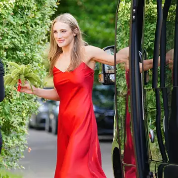 Jessica Springsteen | Η κόρη του Bruce Springsteen ήταν η πιο chic παράνυμφος στον γάμο της Eve Jobs με τον Harry Charles