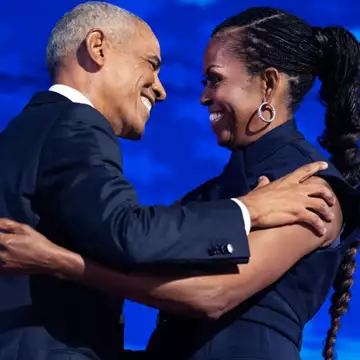 Michelle & Barack Obama | Το τρυφερό στιγμιότυπο που έγινε viral