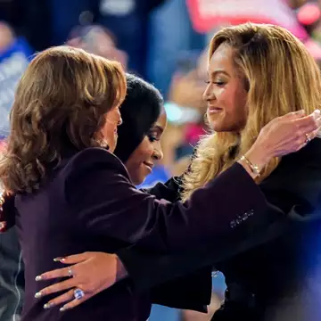 Η Beyonce στηρίζει την Kamala Harris: "Είμαι εδώ ως μητέρα" είπε στην πολιτική συγκέντρωση στο Τέξας