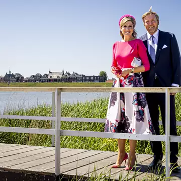 Βασίλισσα Maxima & βασιλιάς Willem Alexander | Για ποιον λόγο δέχονται οξεία κριτική για τις διακοπές τους στο Κρανίδι;