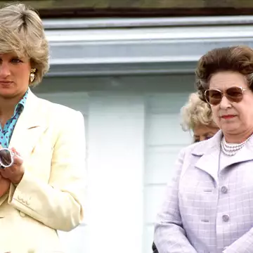 Όταν η πριγκίπισσα Diana έκανε παρατήρηση στη βασίλισσα Ελισάβετ | Το άγνωστο σκηνικό ανάμεσα στις δύο γυναίκες