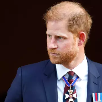 Πρίγκιπας Harry | Εκατοντάδες αιτήματα για την ακύρωση του βραβείου του