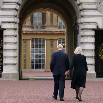 Ξενάγηση στο Buckingham | Ανακαλύψτε τα πολύτιμα αντικείμενα της βασιλικής συλλογής