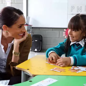 Meghan Markle | Τα σκουλαρίκια που επέλεξε στην Κολομβία ήταν φόρος τιμής στην πριγκίπισσα Diana