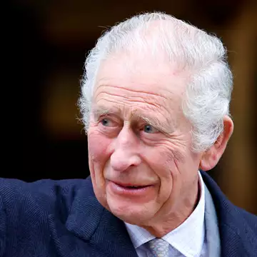 Βασιλιάς Κάρολος | Γιατί επέστρεψε στο Λονδίνο