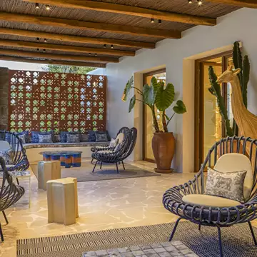 Dioriviera | Απόδραση στη boutique του οίκου Dior στη Μύκονο