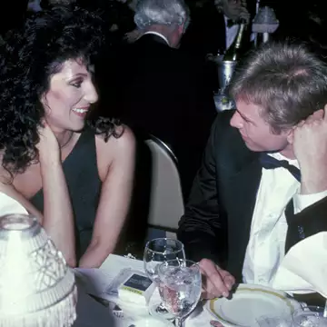 Cher | Ο άντρας με τον οποίο θα ήθελε να έχει βγει ραντεβού, αλλά δεν τα κατάφερε