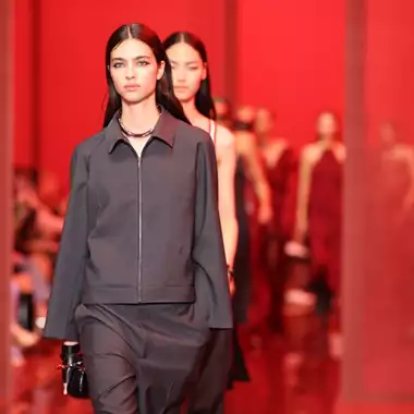 O Gucci θα παρουσιάσει από κοινού γυναικεία και ανδρική συλλογή στο Μιλάνο