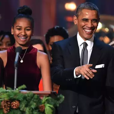 H Sasha και η Malia Obama σε μία (σπάνια) φωτογραφία από prive πάρτι στο Λος Άντζελες