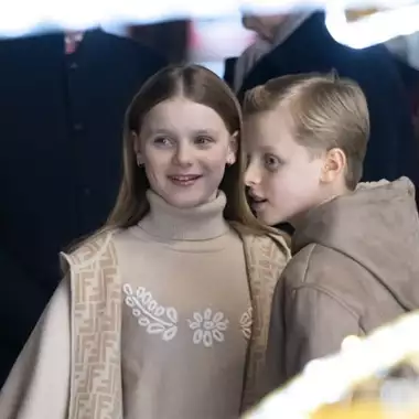 Jacques & Gabriella του Μονακό | Γιατί όλοι μιλούν για τις πολυτελείς μάρκες που επέλεξαν για το άναμμα του δέντρου στο Πριγκιπάτο