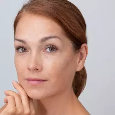 3 foolproof τρόποι να μειώσετε όλα τα σημάδια γήρανσης