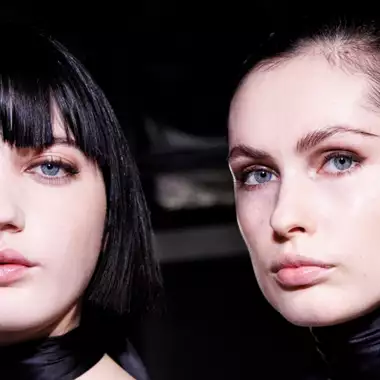 Τι είναι οι tubing mascaras και γιατί αξίζουν μια θέση στο νεσεσέρ του μακιγιάζ σας