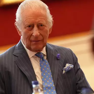 Ο βασιλιάς Κάρολος θέλει τον Harry, τη Meghan και τα παιδιά τους στην κηδεία του