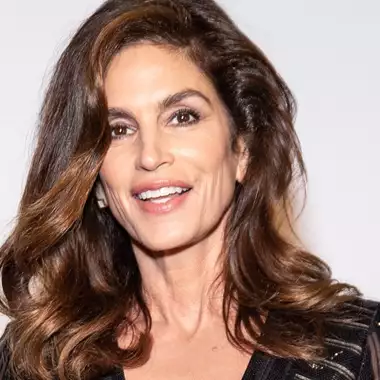 Younger Looking | 5 κουρέματα που είναι καλύτερα από Botox