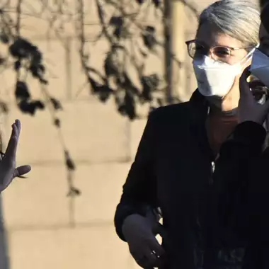 Πρίγκιπας Harry & Meghan Markle | Η επίσκεψη στους πυρόπληκτους της Πασαντίνα και η έμπρακτη στήριξη