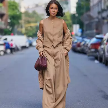 Τα κομψά looks που μπορείτε να κάνετε με μια ζακέτα για τον χειμώνα