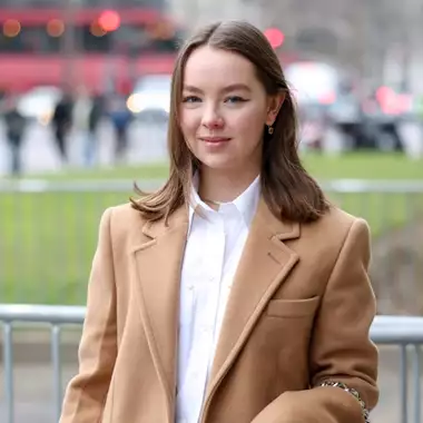 Αλεξάνδρα του Ανόβερο | To διαμέρισμα στη Νέα Υόρκη με τη minimal διακόσμηση και τα έπιπλα τύπου Chesterfield